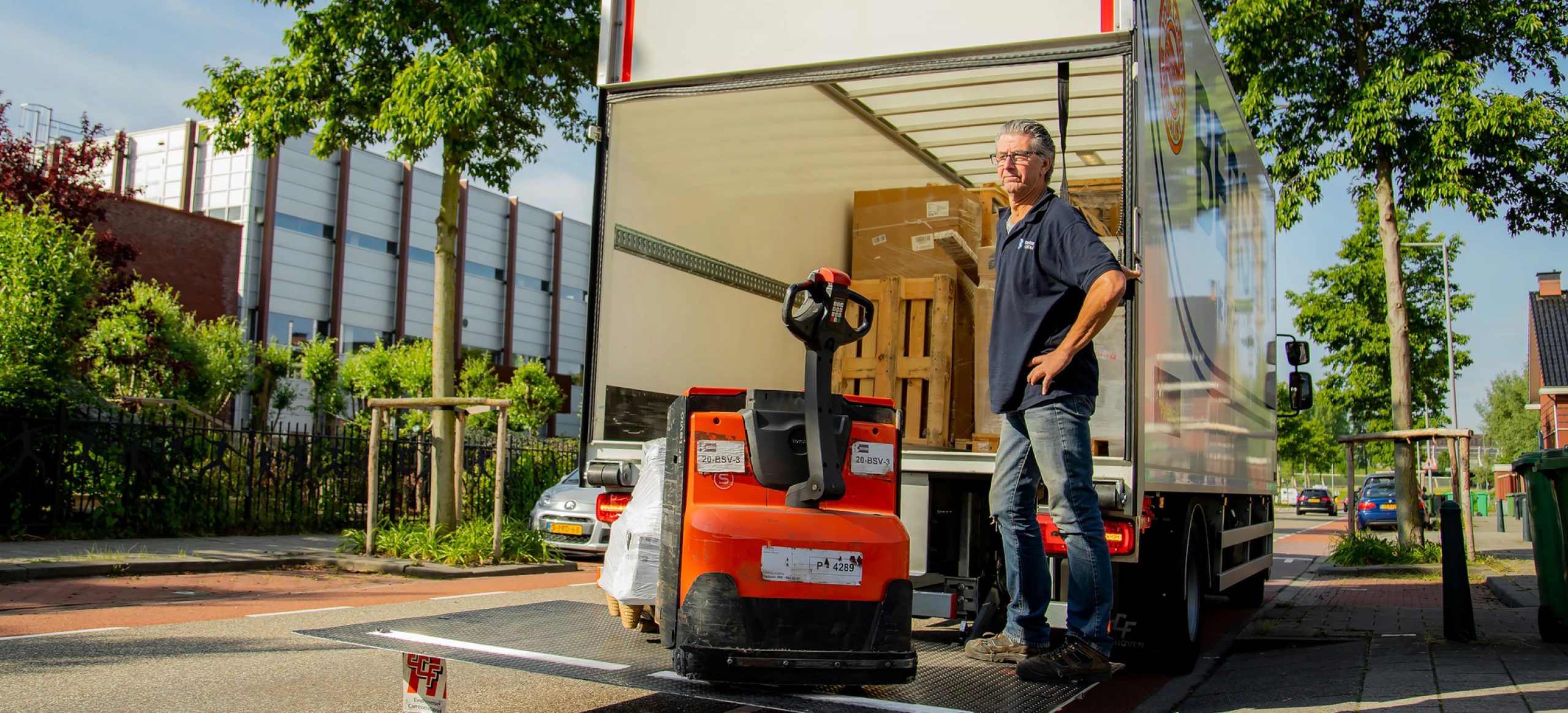 Berser Network Logistics vrachtwagen